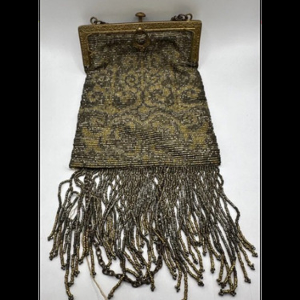 Victorian Era Beaded Coin Purse. Made In France.